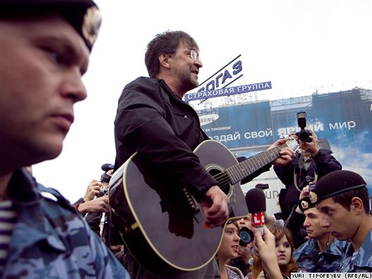 Юрий Шевчук на Пушкинской площади, выступление на митинге