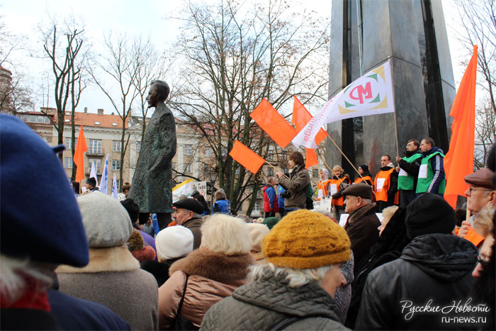 В Вильнюсе состоялся митинг организованный профсоюзами. 2011.12.10.