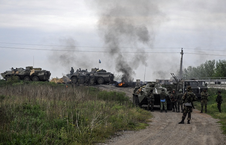 Украинская карательная операция. Фото: © EPA/ROMAN PILIPEY