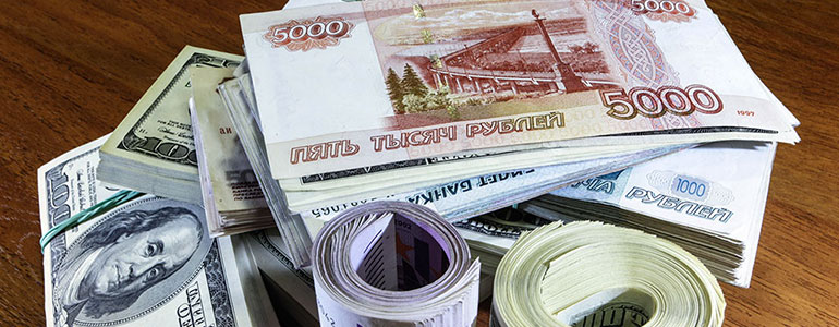 Привязать курс рубля к доллару. Гнать либералов из правительства!