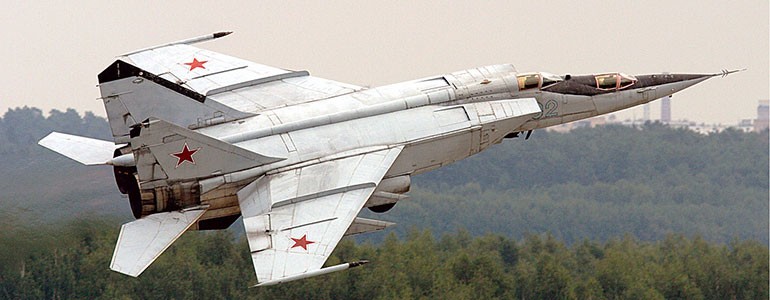 МиГ-25