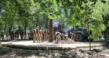 Кто и зачем возводит капище Перуна в Мариуполе? Кто и зачем возводит капище Перуна в Мариуполе?
