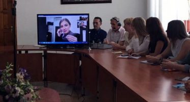 Наталья Поклонская на конференции «Информационная война против Русского мира» Наталья Поклонская на конференции «Информационная война против Русского мира»