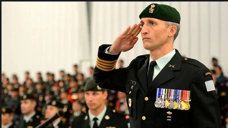 Канадский генерал-лейтенант находится на блокированной «Азовстали»