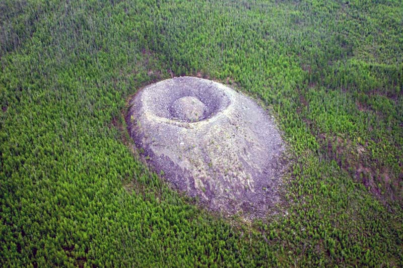 Патомский кратер – одно из самых загадочных мест России