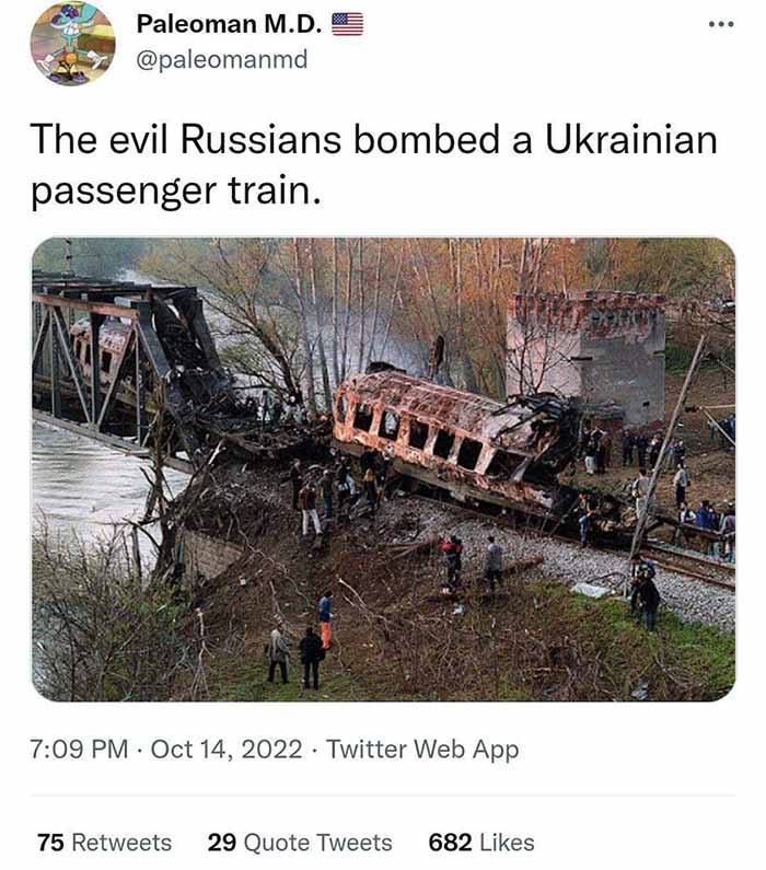 Фотографию разбомбленного 12 апреля 1999 года американской авиацией пассажирского поезда в Сербии выдают за авиаудар ВКС России по украинскому поезду. И конечно запускают этот фейк… сами американцы.