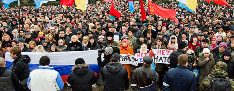 Луганск и Донецк проголосовали за независимость