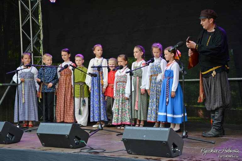 В Вильнюсе отметили День семьи, любви и верности