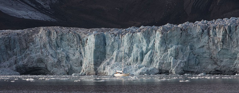 Историческое плавание вокруг Арктики на парусной яхте