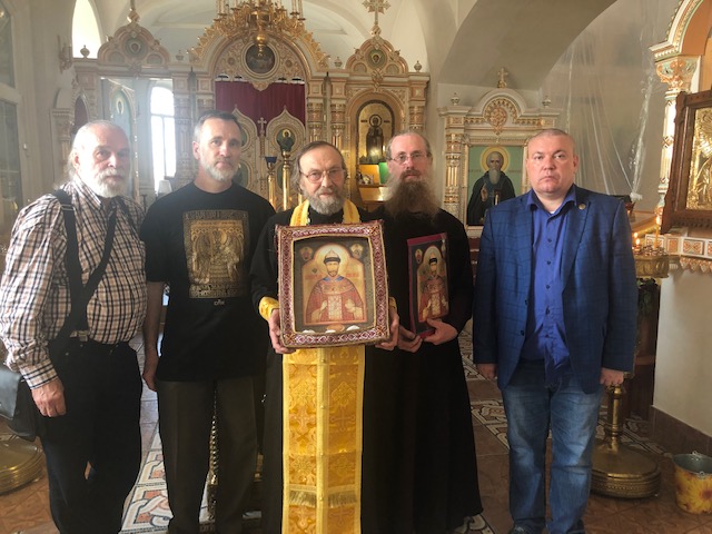 Чудотворная мироточивая икона Царя Николая посетила приходы Касимовской епархии