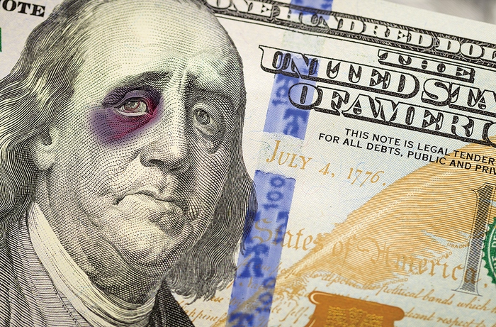 Китай избавляется от доллара