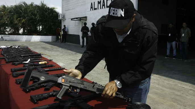 Власти Венесуэлы конфисковали «гуманитарную помощь» Каритас – партию оружия и техники, которые прибыли в аэропорт штат Карабобо из США для свержения законного президента